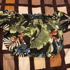 Vacay shirt size S